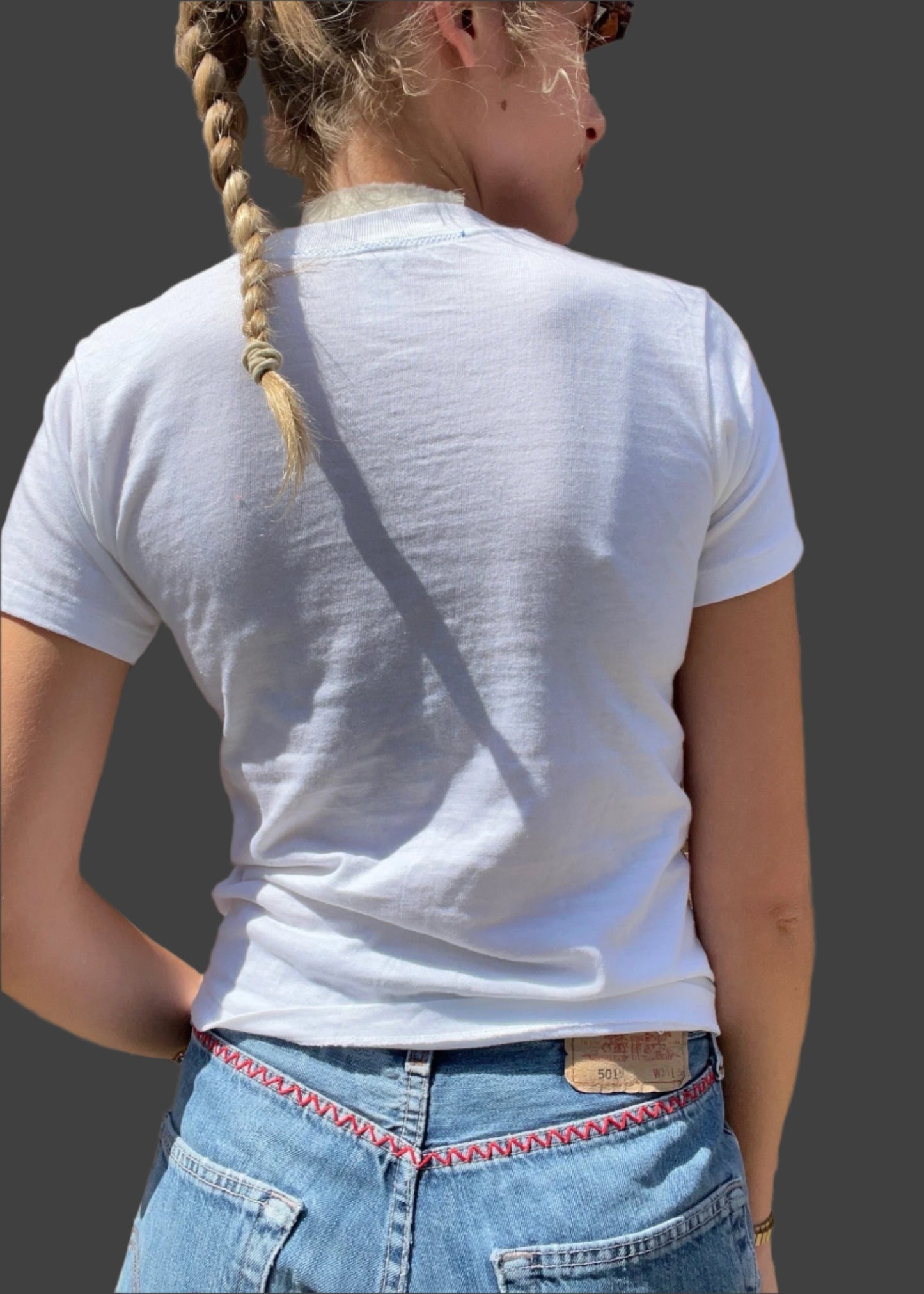 White T Shirt Blue/Blue Embroidery + Blue Tab