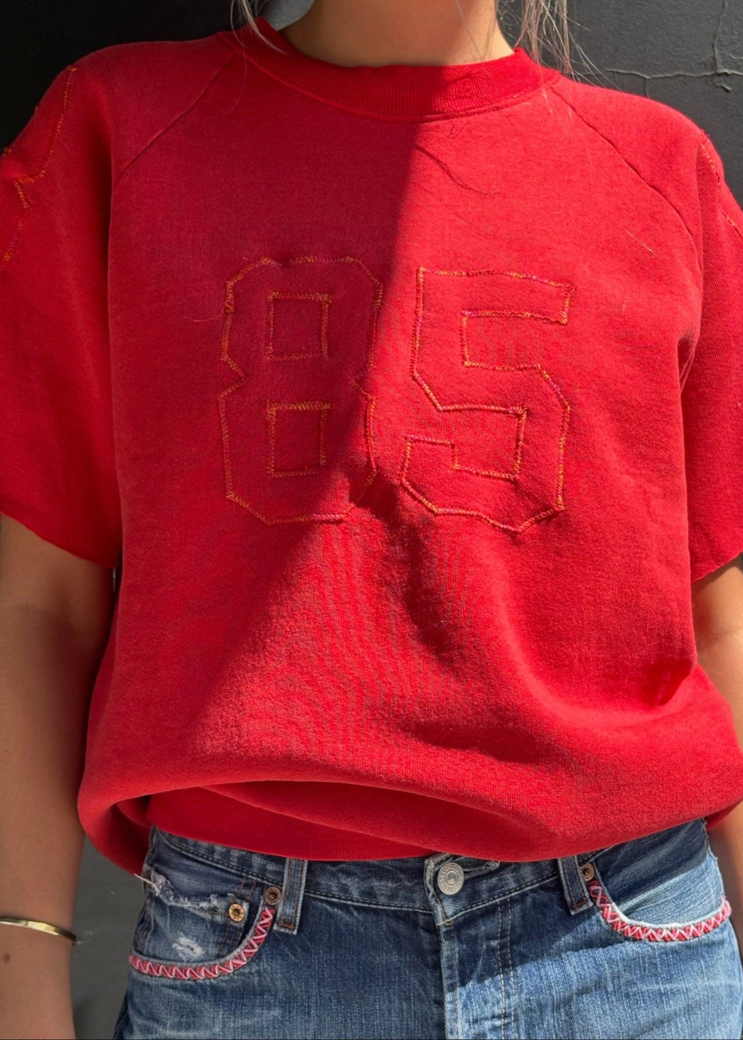Red Sportif-Style Sweat
