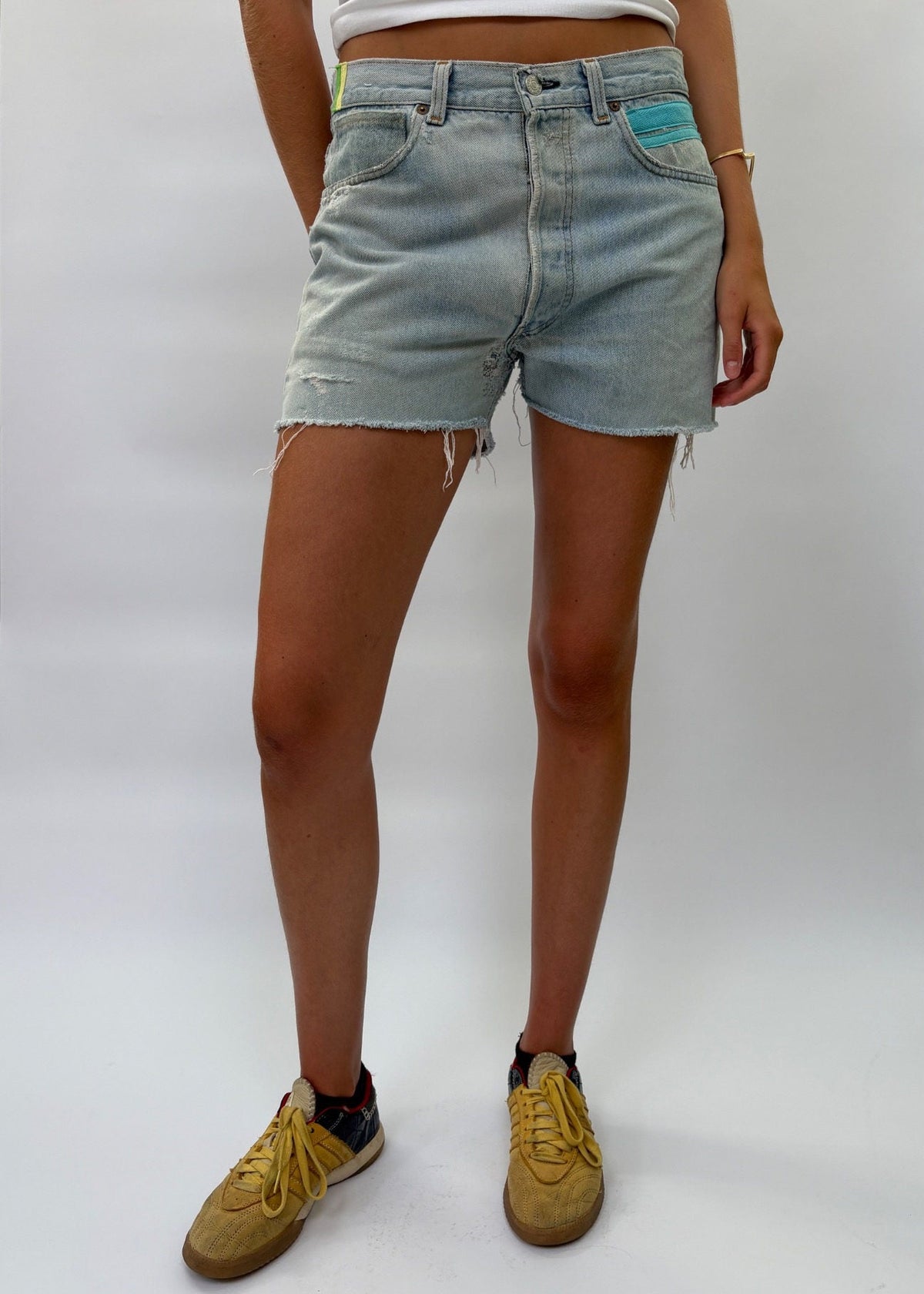 034. Levi's Cut Offs Blue Tape
