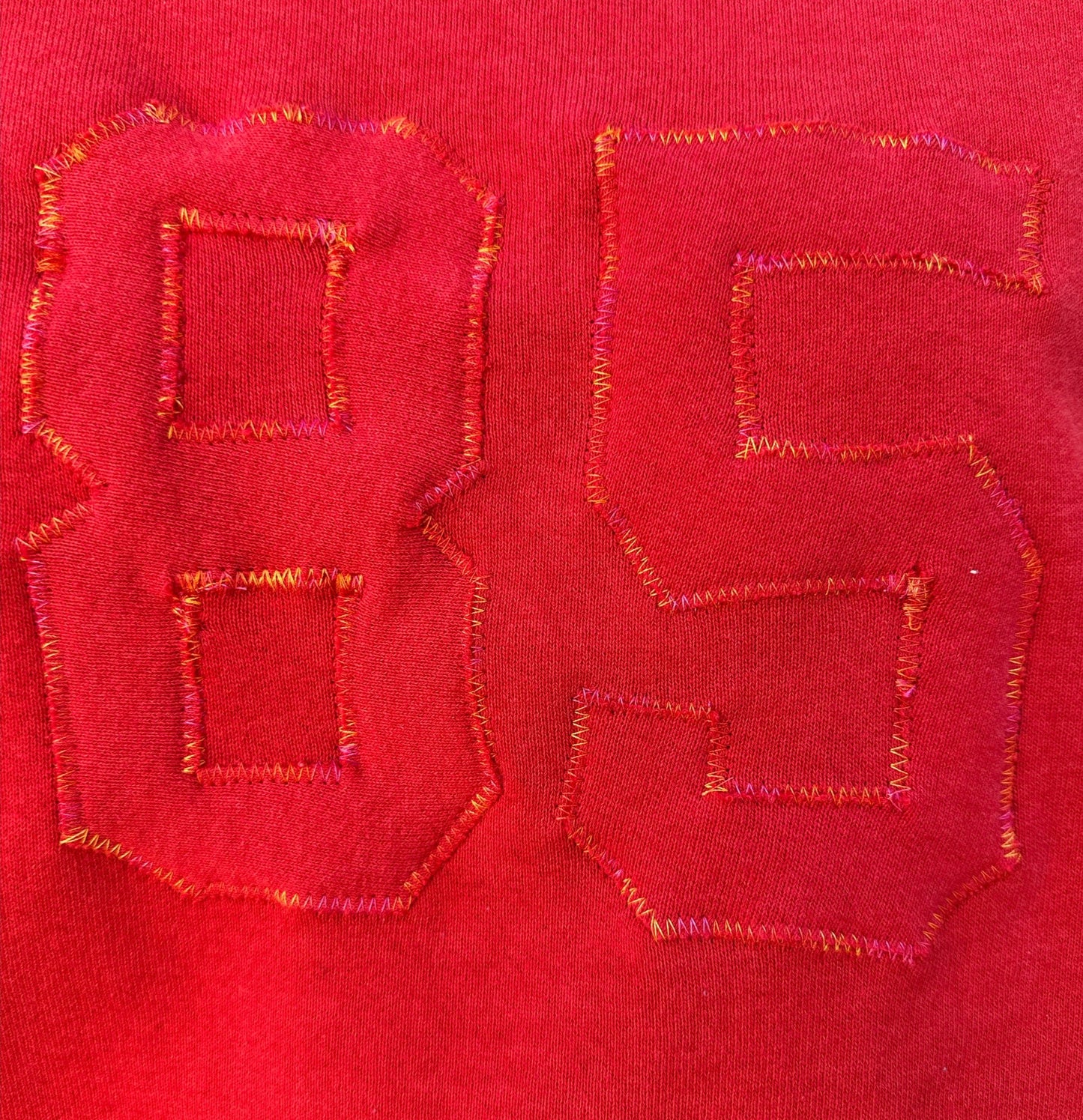 Red Sportif-Style Sweat