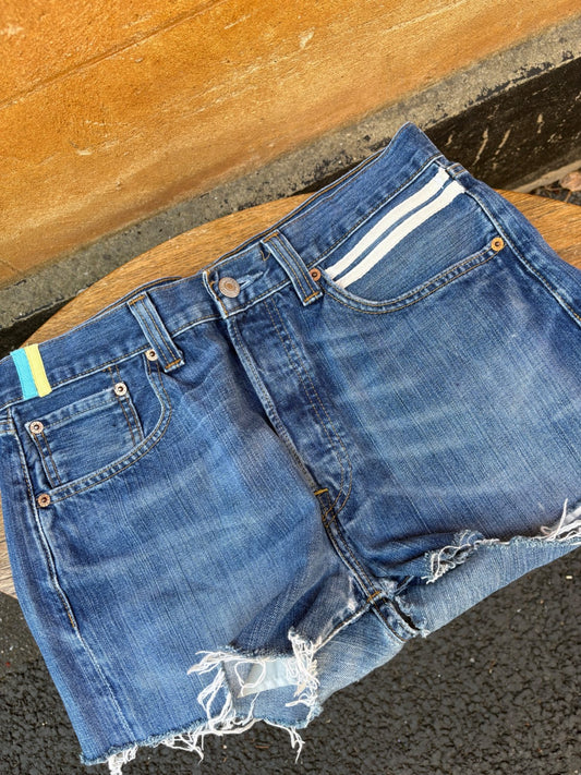 037. Levi's Cut Offs White Tape
