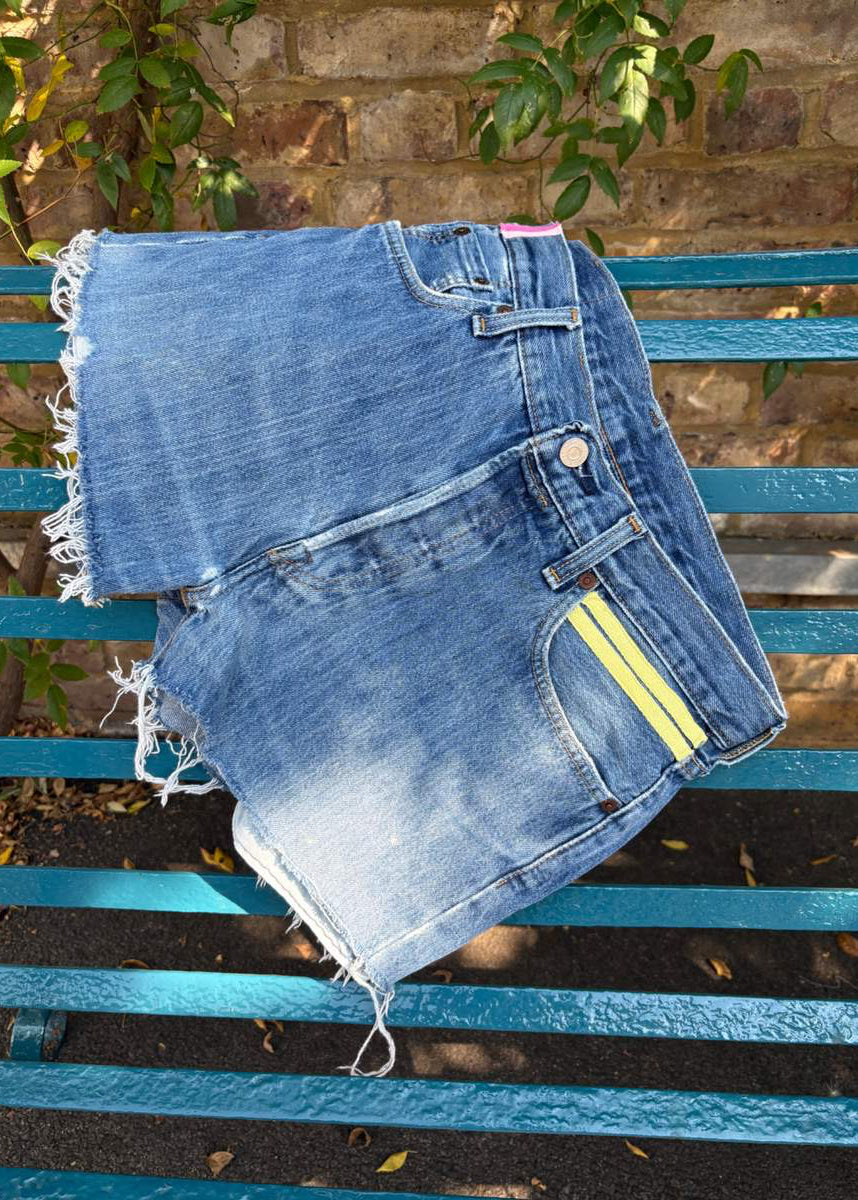 050. Levi's Cut Offs Lemon Tape