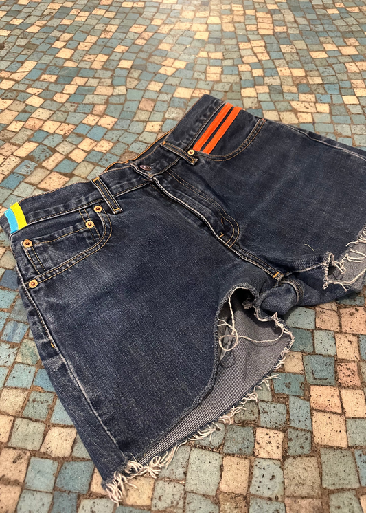 011. Levi's Cut Offs Orange Tape