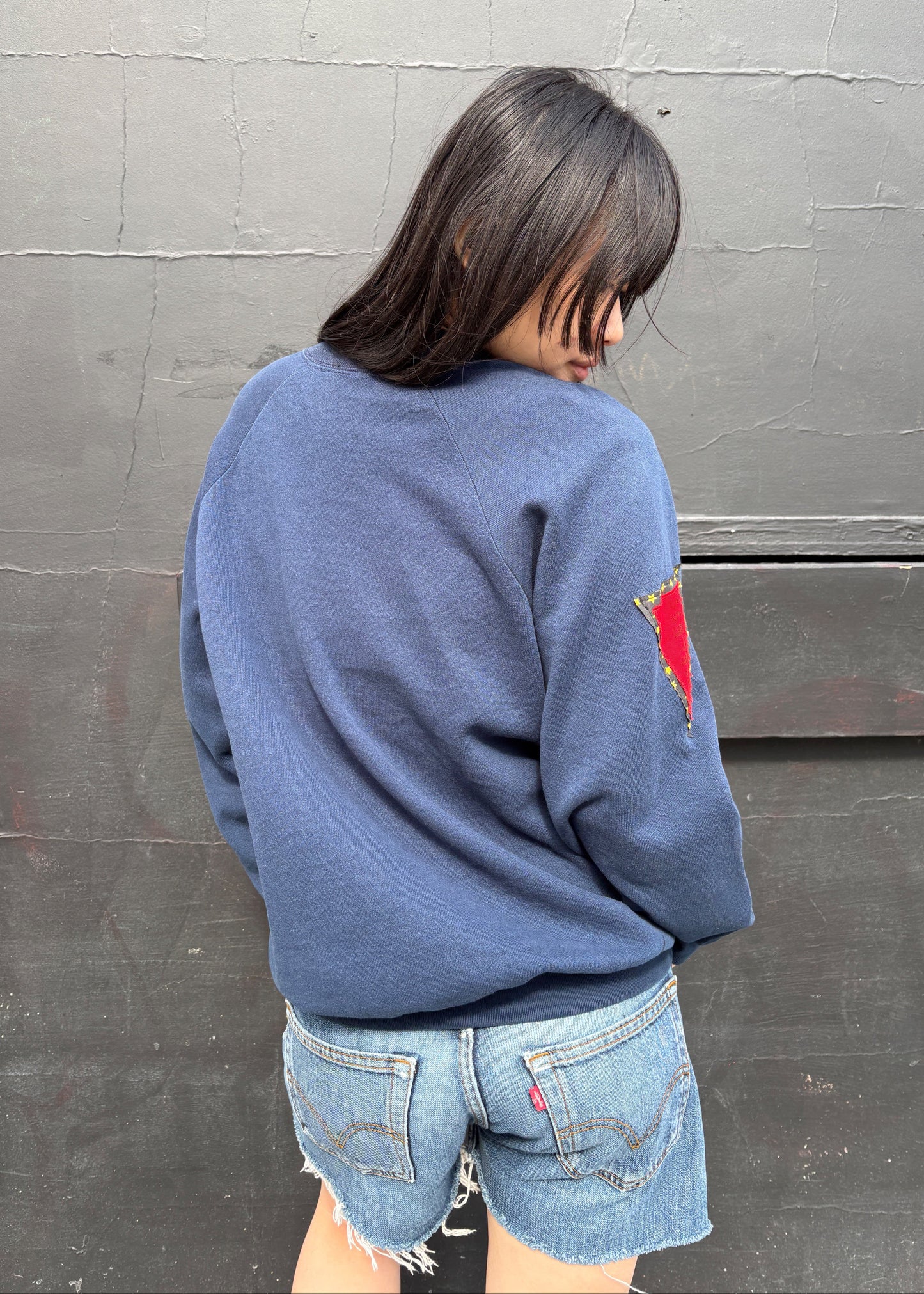 ‘86’ Vintage Sweatshirt