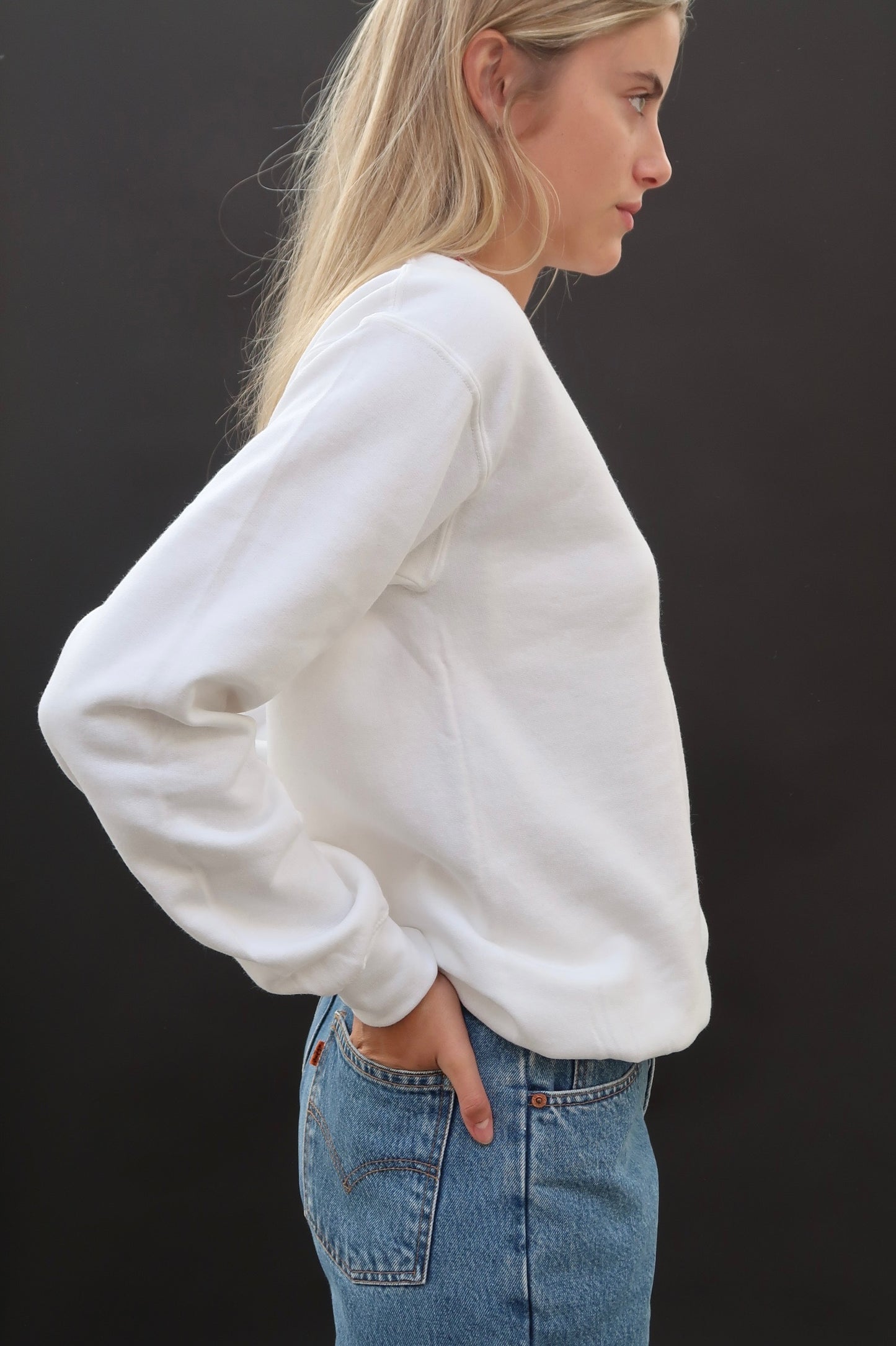 Vintage Long Sleeve White Sweatshirt