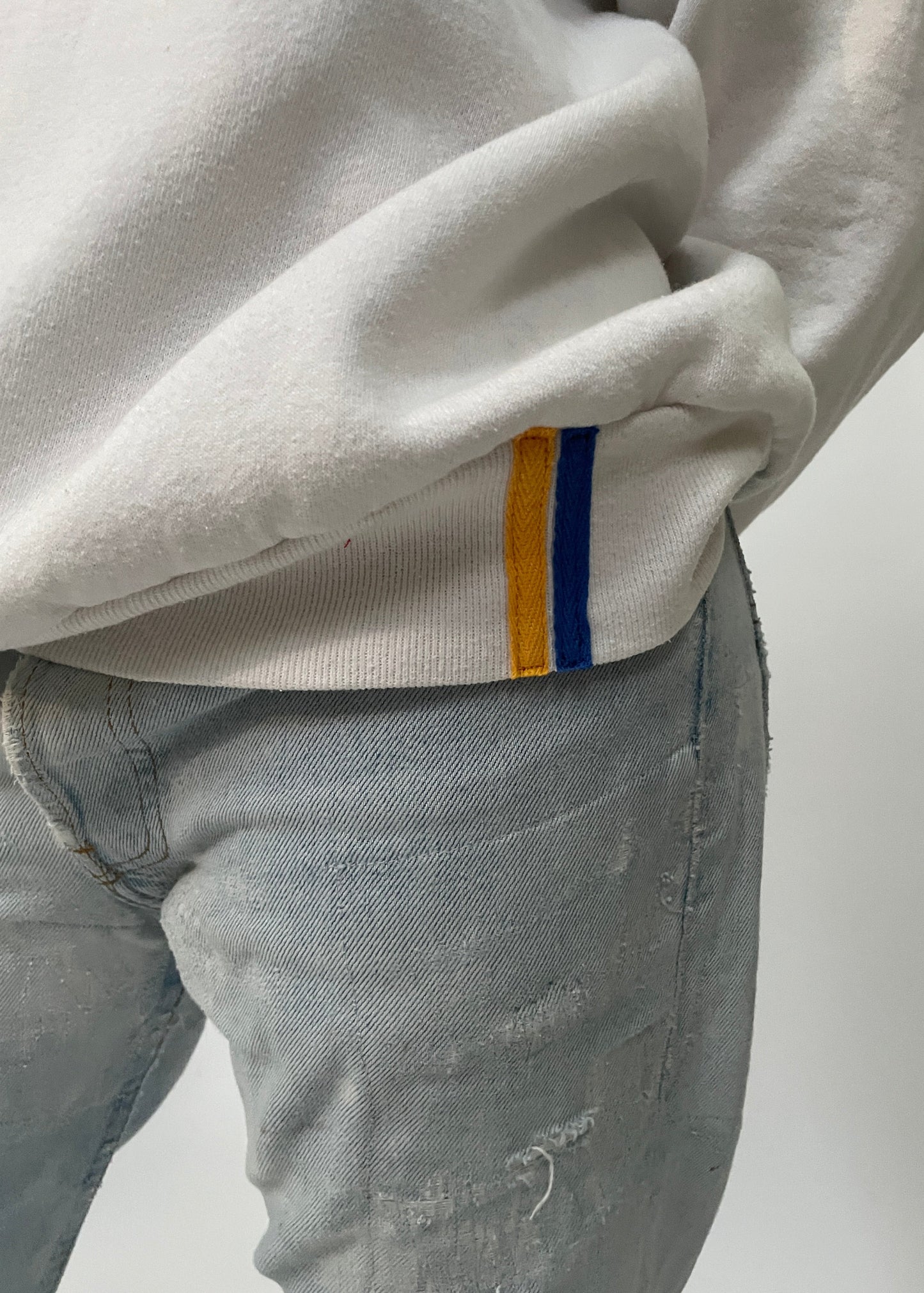 White Stripe Snoopy Patch Sweatshirt